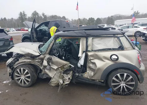 2010 Mini Cooper S from USA, damaged, VIN WMWMF7C5XATX45206
